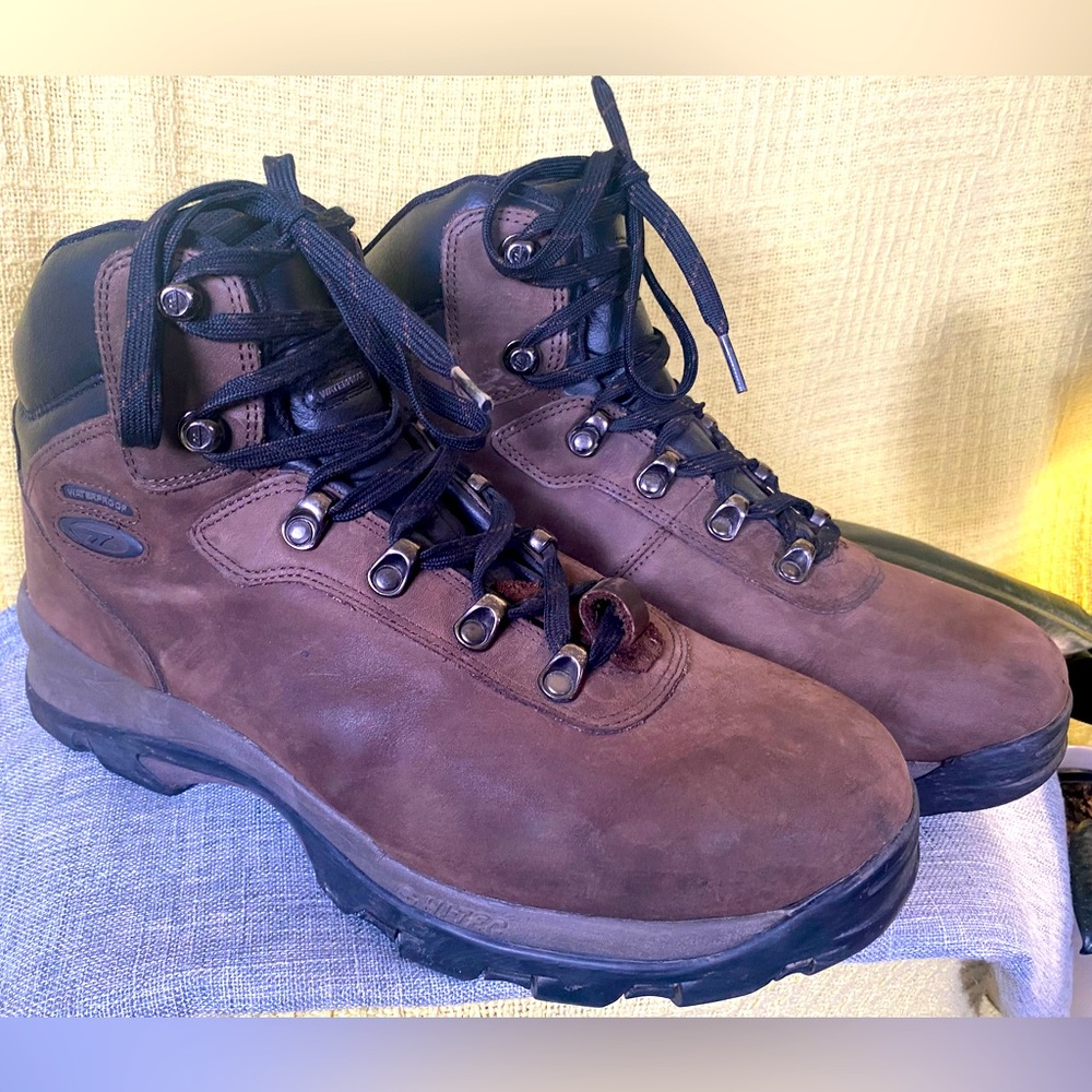 Hi-Tec Men's Altitude IV Waterproof Hiking Boot Size 11